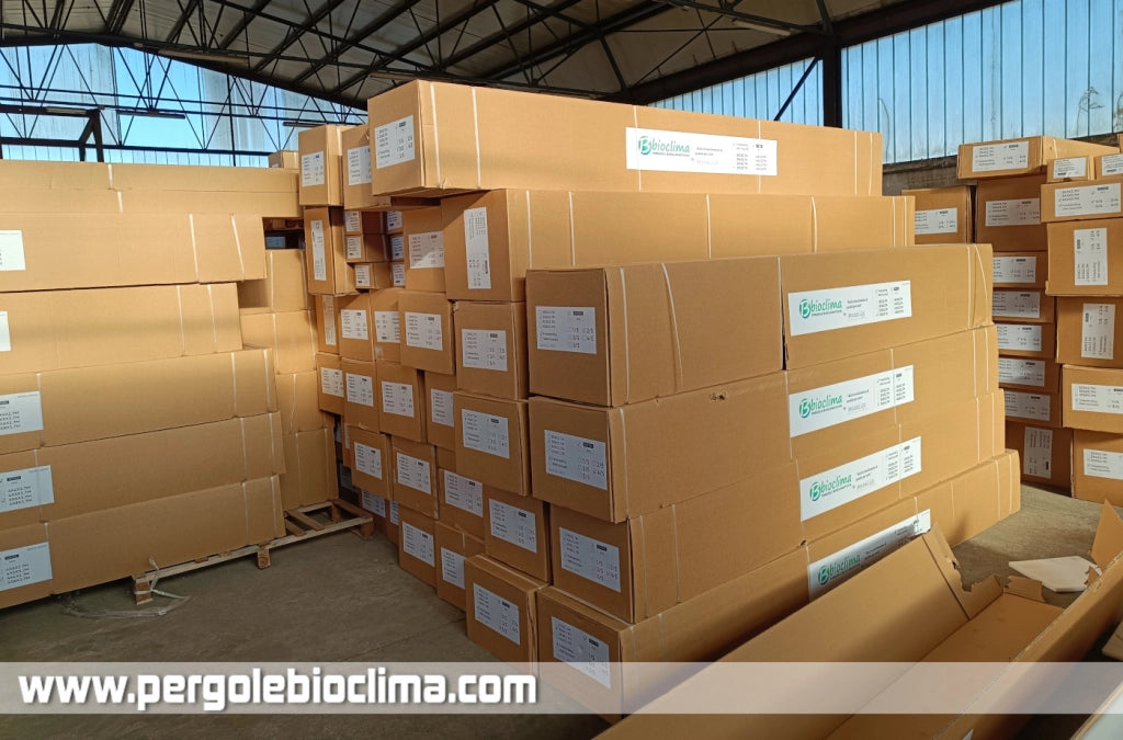 Pergola bioclimatica 8x4m apertura lamelle motorizzata con impianto led rgb - Antracite