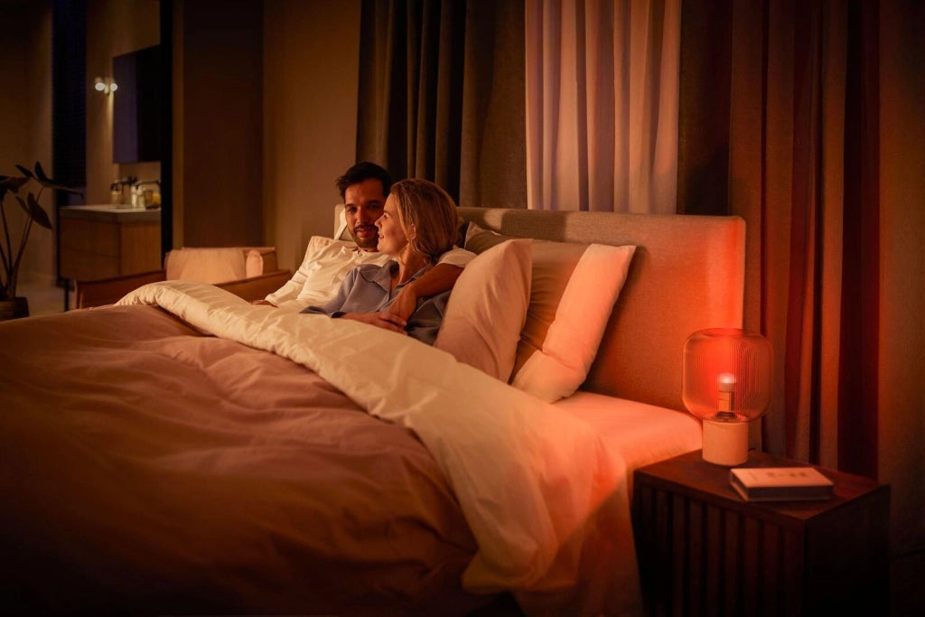 Philips Hue White and Color ambiance Sferetta - lampadina connessa E14