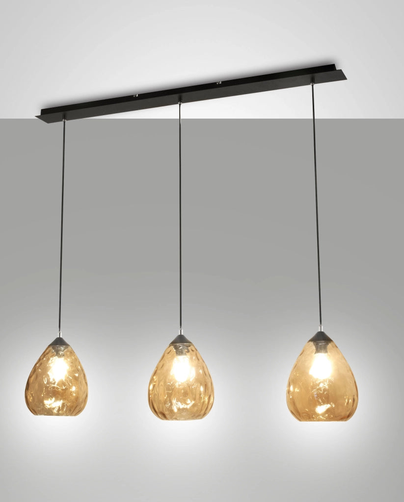 Lampada a Sospensione Gisella in Vetro Soffiato Ambra con Struttura in Metallo, Attacco E27 3x60W, Design Elegante per Interni IP20