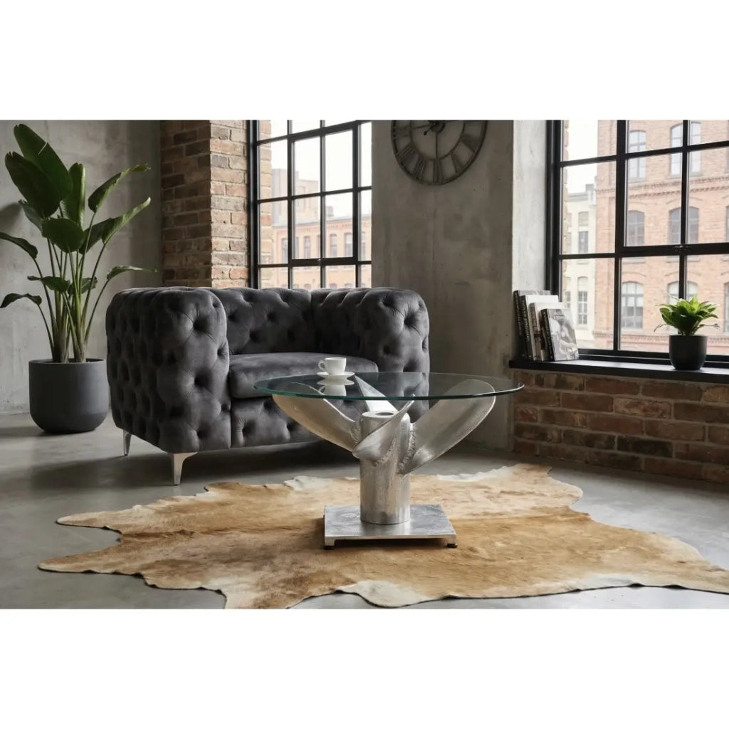 Tavolino basso ALUMIA rotondo 60 cm in alluminio argentato e vetro temperato – design industriale con piede a elica