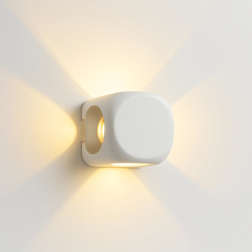 Set 2 Applique da Muro 4 Led Lampada a Parete Bianca Luce Bianco Caldo 6x6x5cm