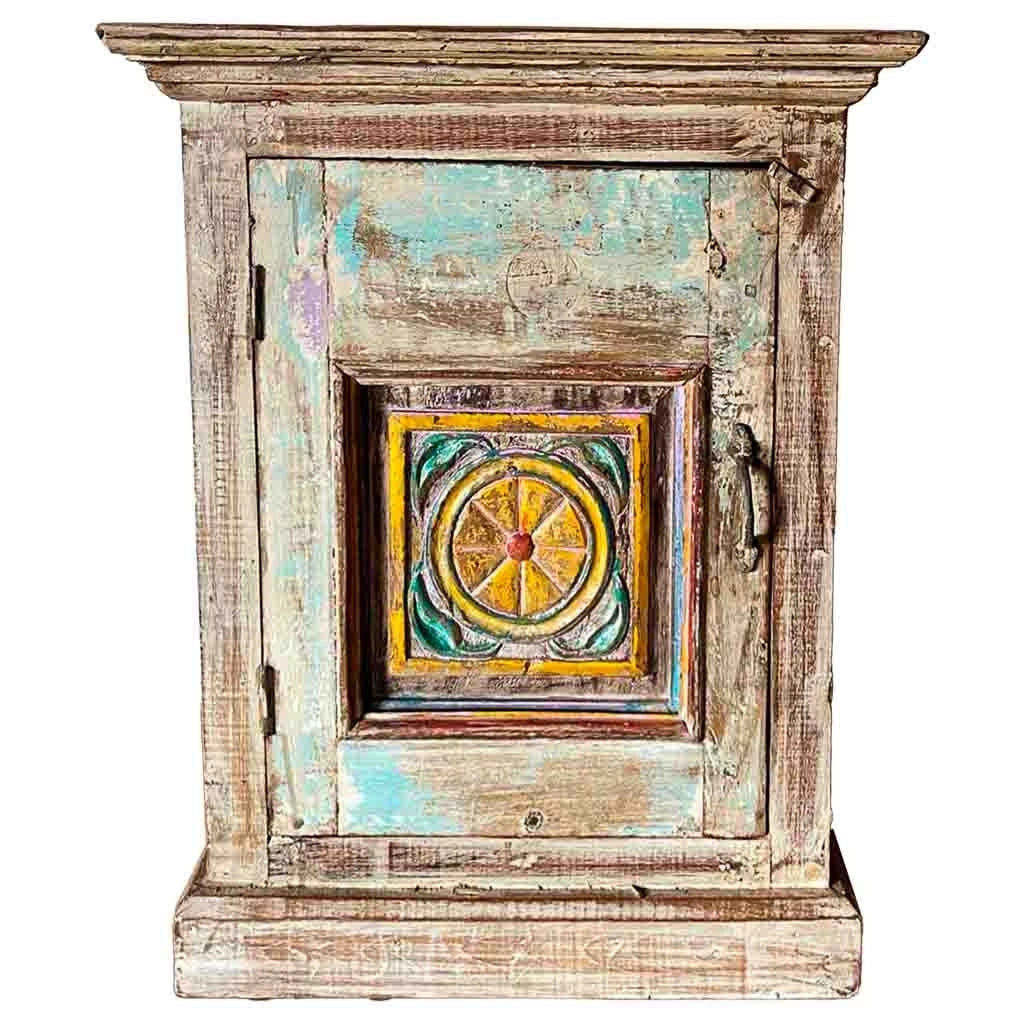 Comodino in legno con finitura artigianale marrone 56x28x68h cm