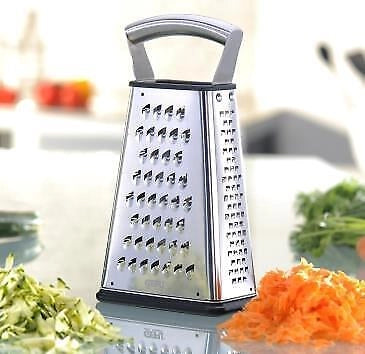 Gefu GF10760 Vitales Grattugia Quadrangolare con 4 Superfici di Taglio a Laser Base Antiscivolo Contenitore Integrato Manico Ergonomico in Acciaio Inox Lavabile in Lavastoviglie colore Argento