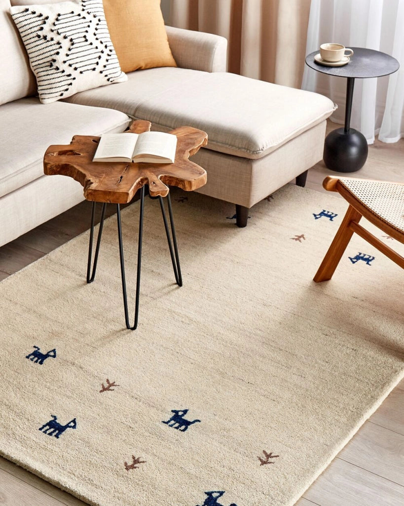 Tappeto Gabbeh per aree beige in lana 140 x 200 cm a pelo fitto Tradizionale rustico a tinta unita Stile
