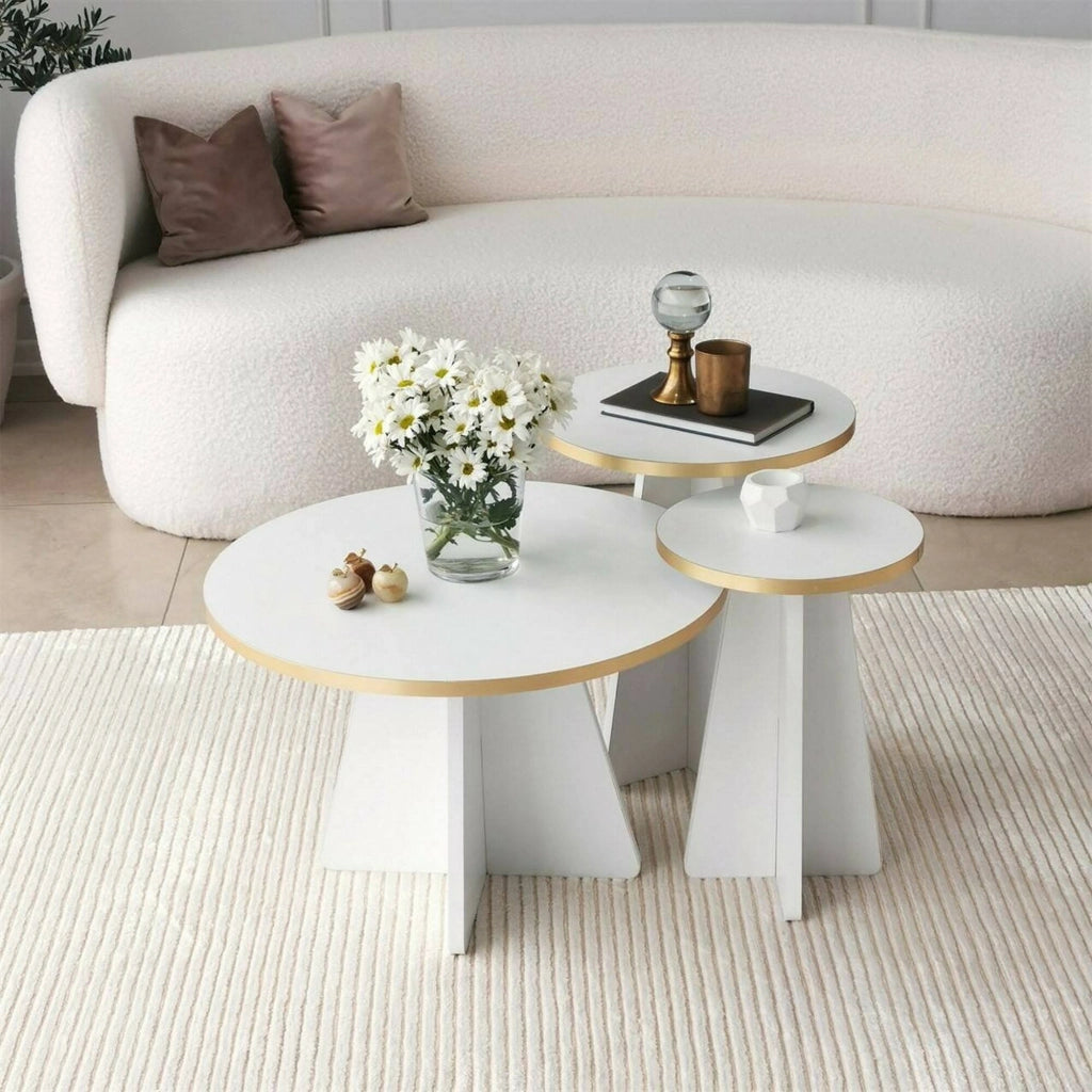 Tavolino da salotto Armanda, Tavolo basso da caffè, Portariviste per divano, Ripiano da soggiorno, 60x60h40 cm, Oro e Bianco