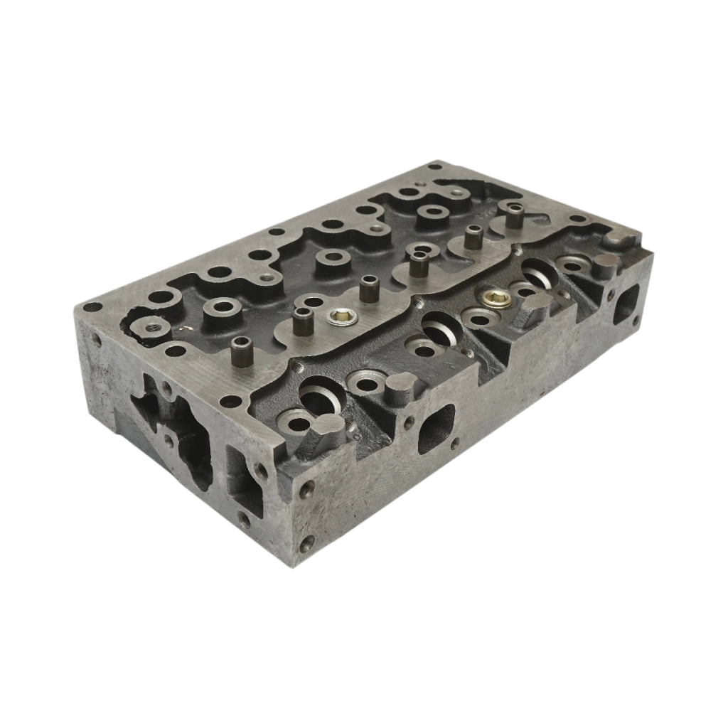 Testata motore Massey Ferguson 230, 240, 240S Codice OEM 0011562U91