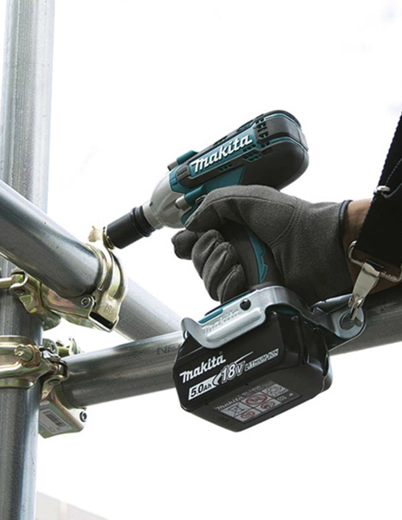 Avvitatore ad Impulsi MAKITA DTW190RTJ1 (1 x 5,0 Ah + DC18RC + MAKPAC 2)