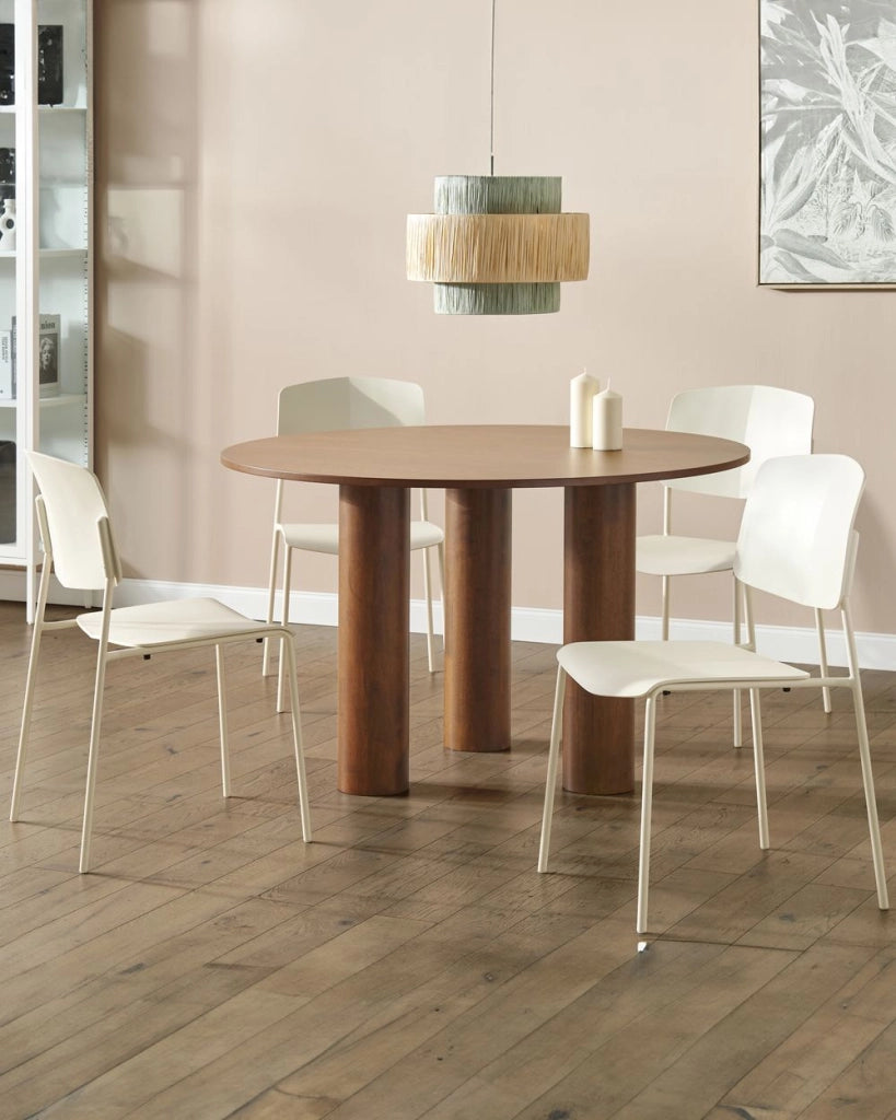 Set di 4 sedie da pranzo in plastica beige Design moderno e contemporaneo per la sala da pranzo