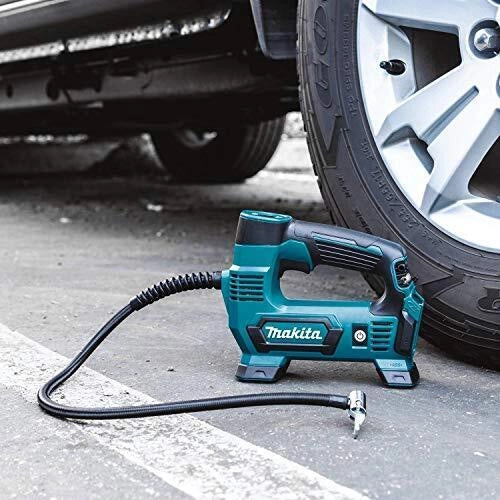 Makita MP100DZ Compressore a Batteria 12Vmax Massima Pressione 8,3 bar Flusso 10 l-min colore Nero Blu