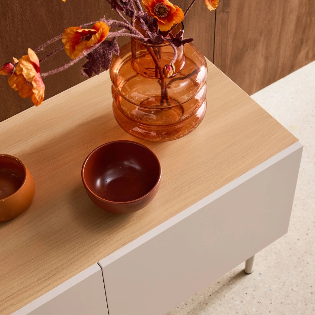 Mobile tv in metallo e decorazione in legno 4 ante, 180cm, beige