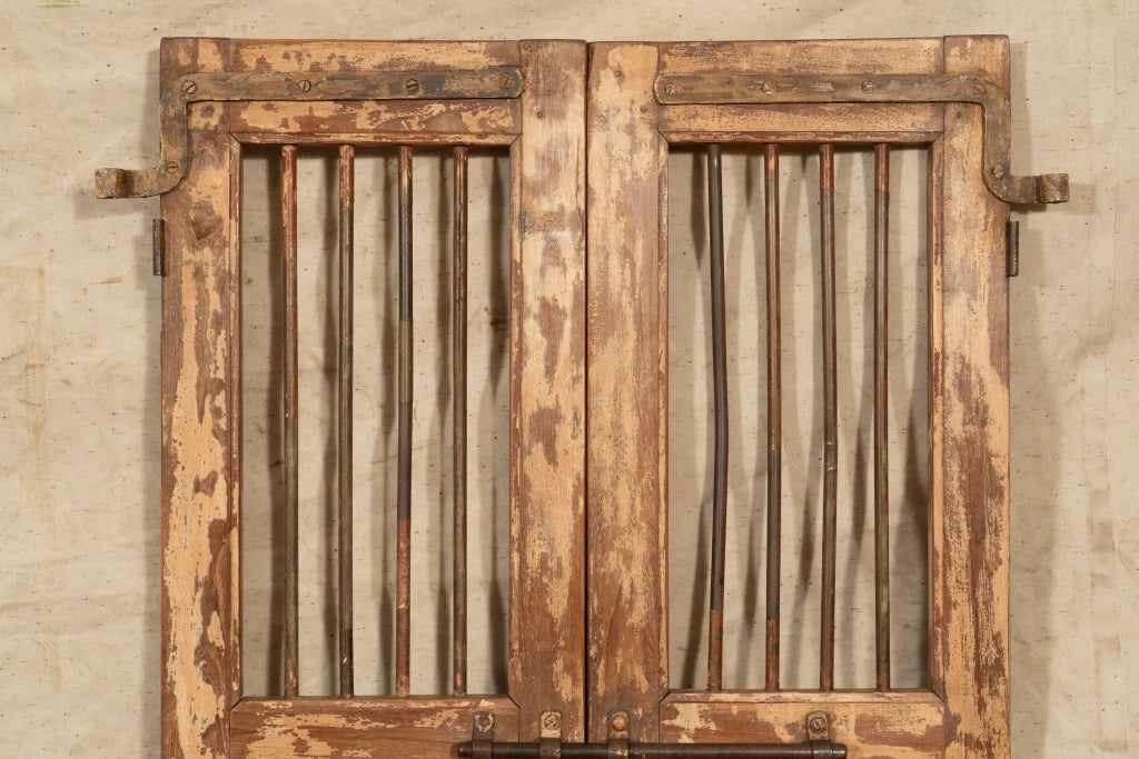 Biscottini Porta portone in legno massello e ferro da interno o da esterno vecchia e antica medievale scorrevole