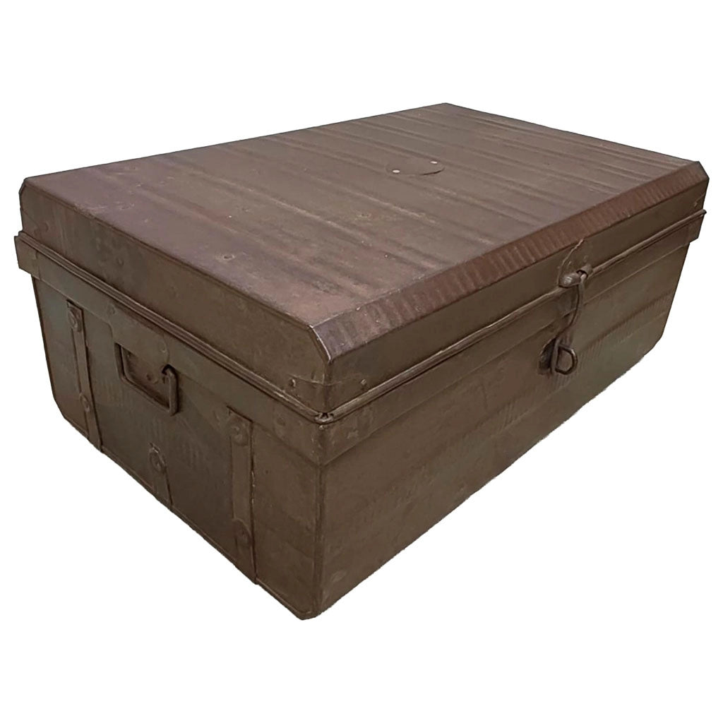 Valigia artigianale in metallo, 67x37x25h cm