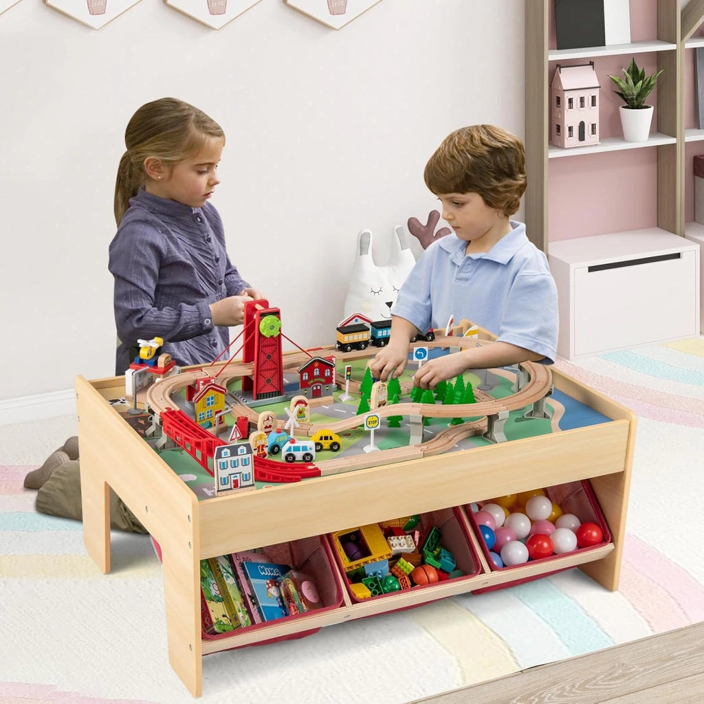 Tavolo con Set di Treni per Bambini 3+ Anni, Tavolo da Gioco Multifunzionale in Legno con 2 Superfici Reversibili, 3 Cassetti in Tessuto e Accessori per Binari, Scrivania da Gioco