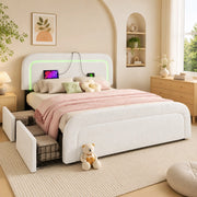 Letto matrimoniale 160x200 cm in Sherpa bianco con USB Type-C; LED e 4 cassetti