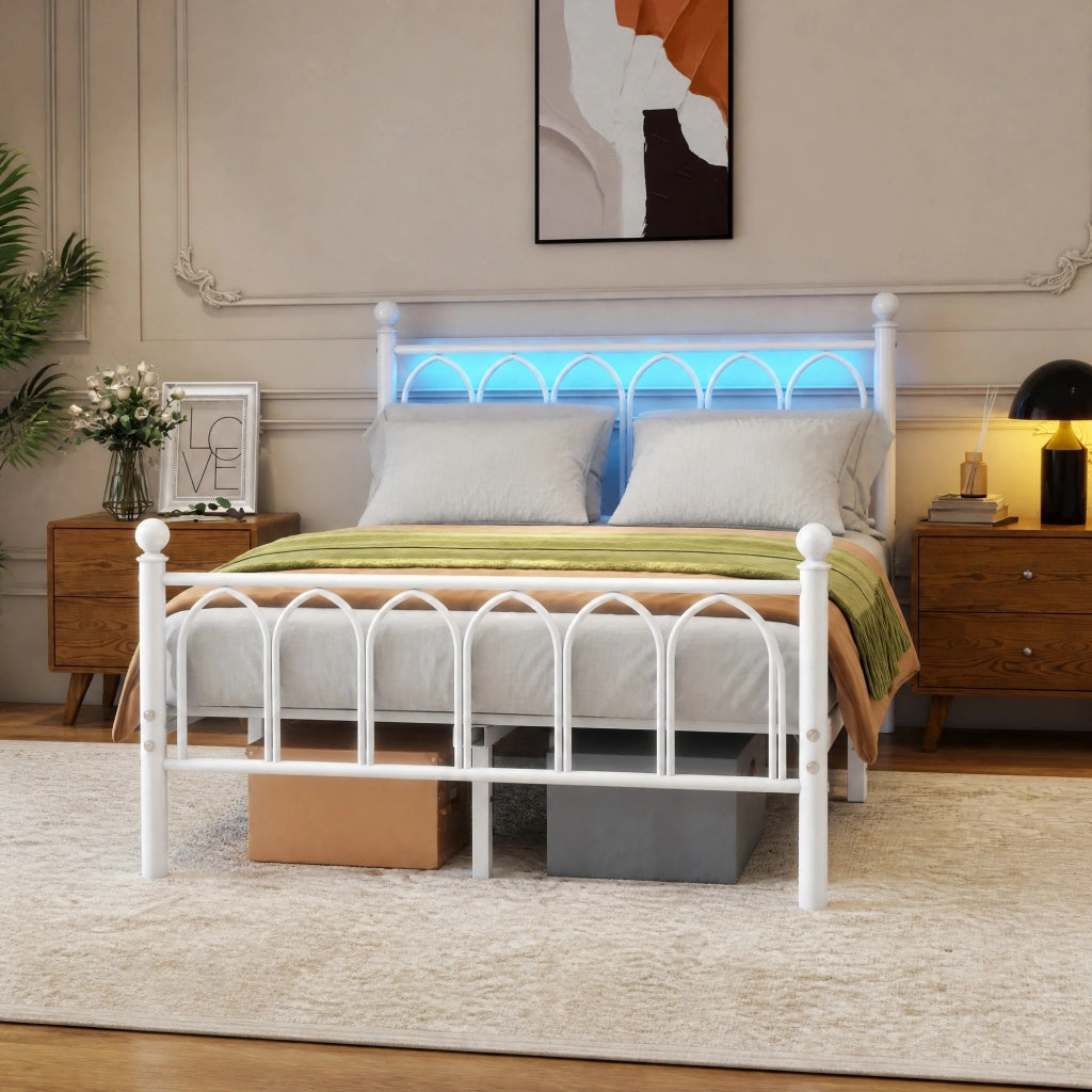 LETTO 120x200 cm in metallo e MDF Bianco con LED, USB e testiera alta