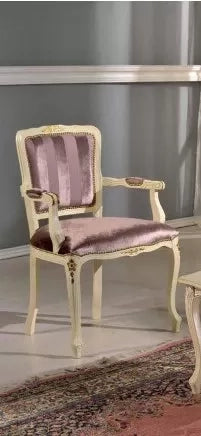 Poltrona imbottita in legno avorio con fregi oro