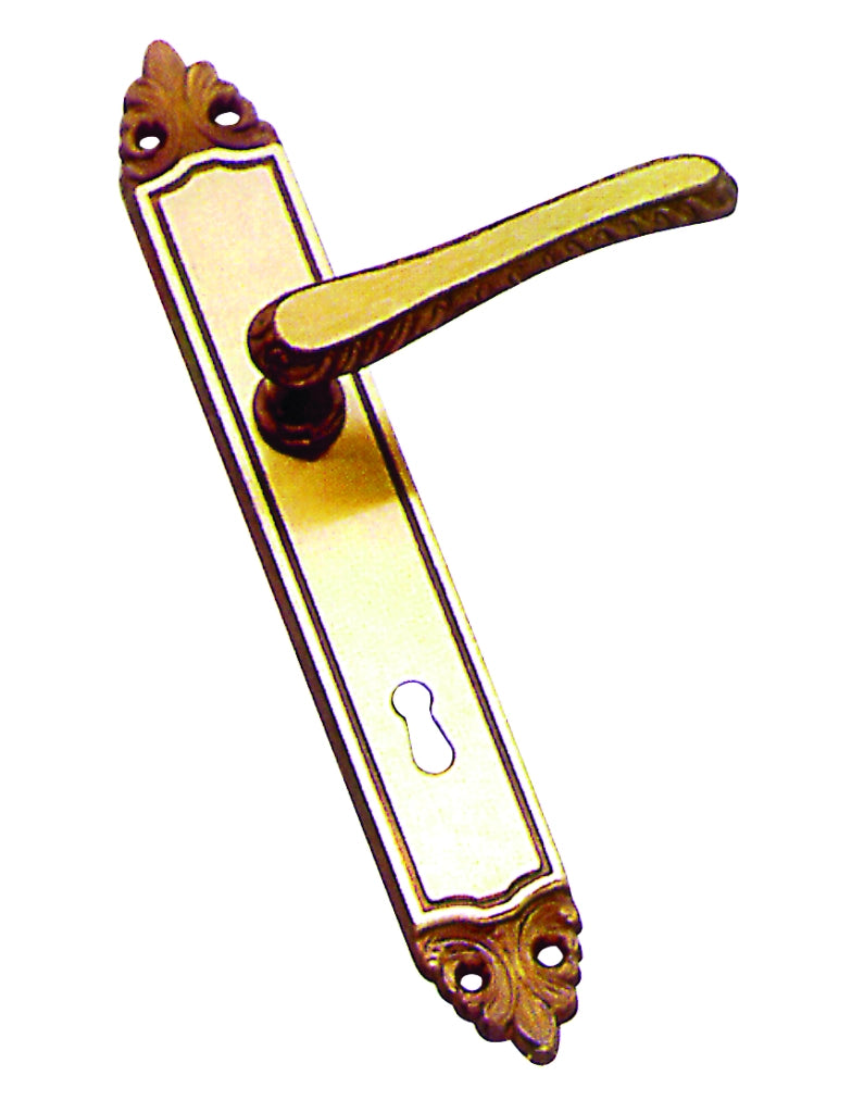 MANIGLIA ATHENA CON PLACCA QUADRO 8  foro Patent 4.00 pz