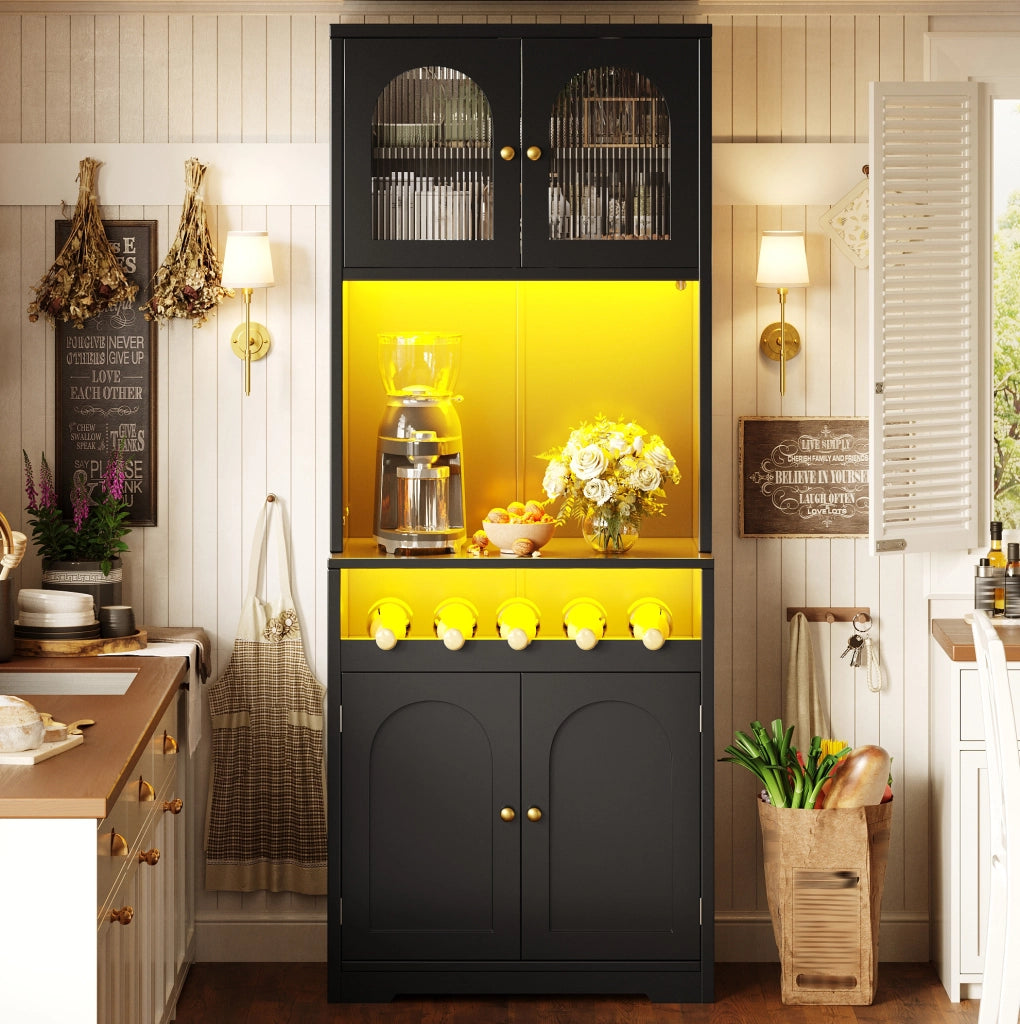 Credenza alta 70x38.3x180 cm con LED RGB; ante in vetro ondulato; ripiani regolabili; nera