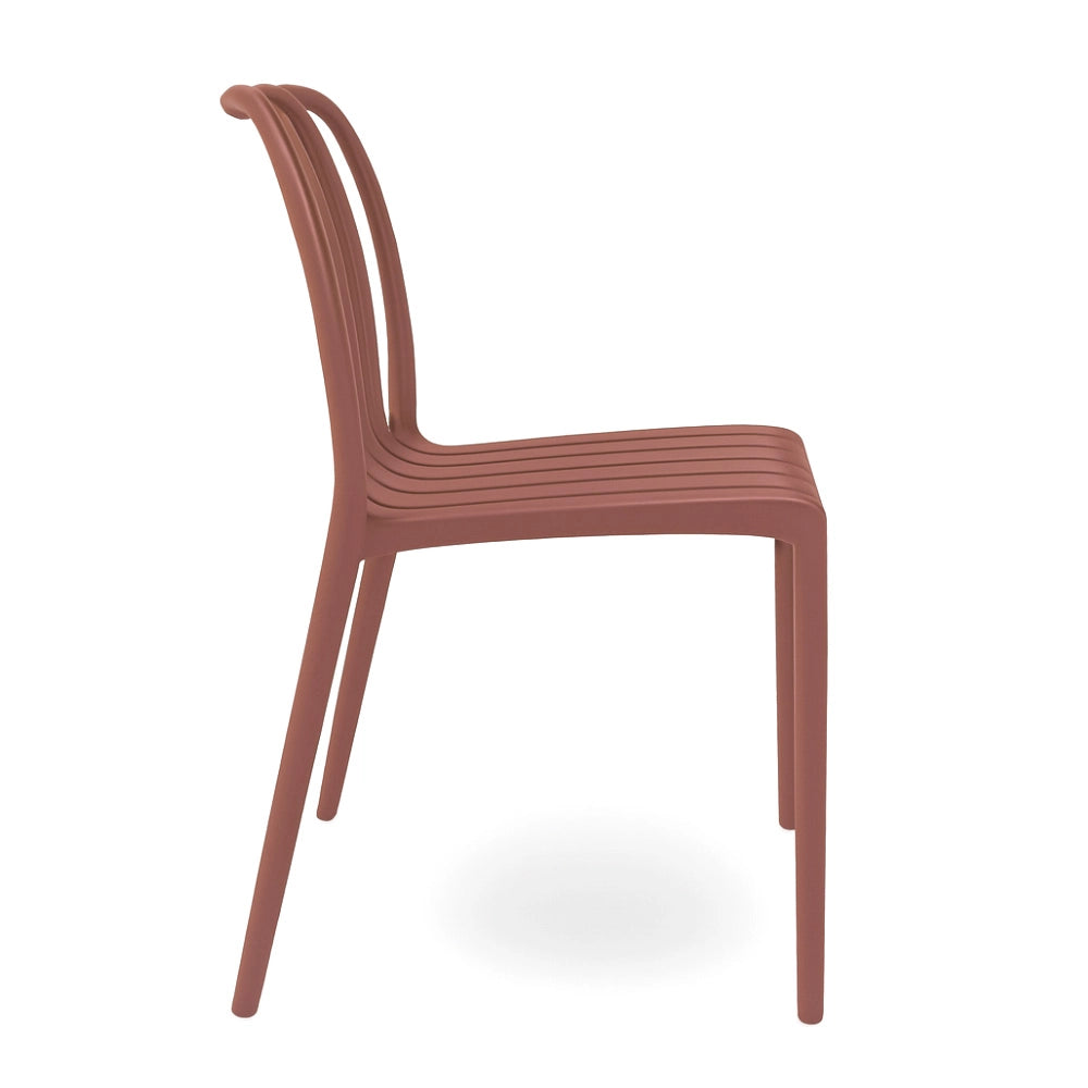 Sedia da esterno Iside in plastica resistente, comfort premium rosso mattone