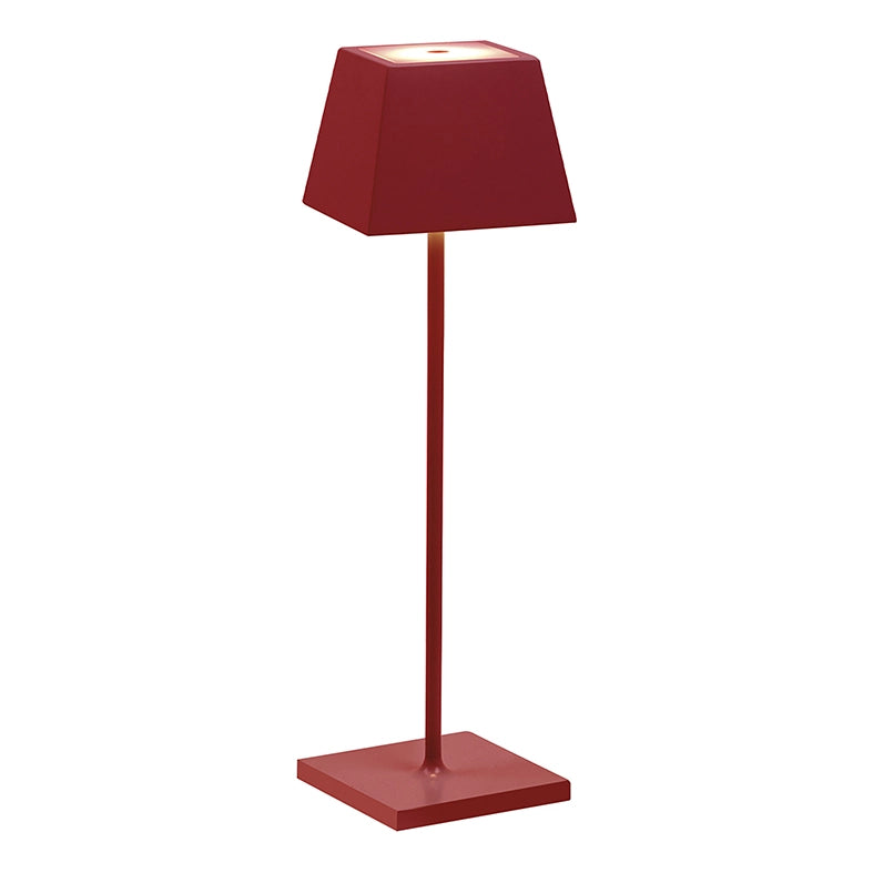 SIESTA Lampada da tavolo portatile LED 2,2W IP54 CCT 2700-3000K dimmerabile touch - Struttura in alluminio pressofuso - Colore Rosso
