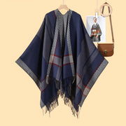 Sciarpa da donna in cashmere a righe con spacco e nappine, taglie forti.
