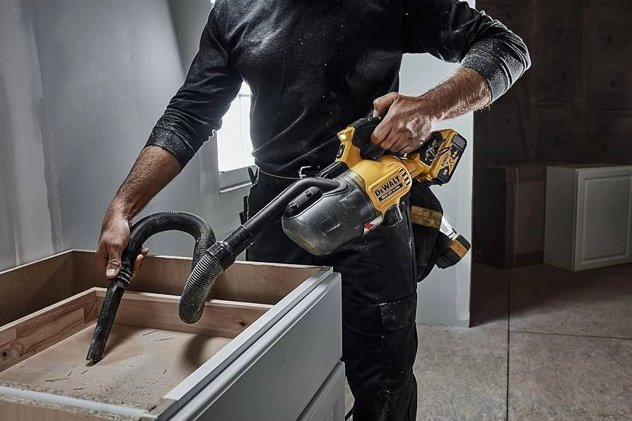 ASPIRAPOLVERE DEWALT XR 18V CLASSE L CON BORSA DI TELA - DCV501LN