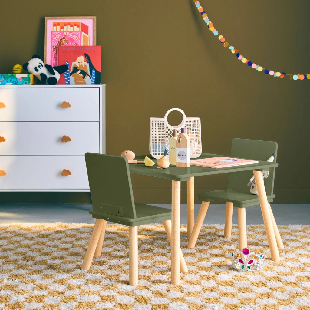 Tavolo quadrato per bambini con 2 sedie, verde oliva