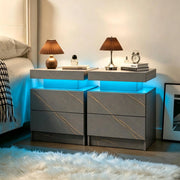 Set di 2 comodini con LED regolabili, vano aperto e 2 cassetti in pannello truciolare grigio e oro per camera da letto