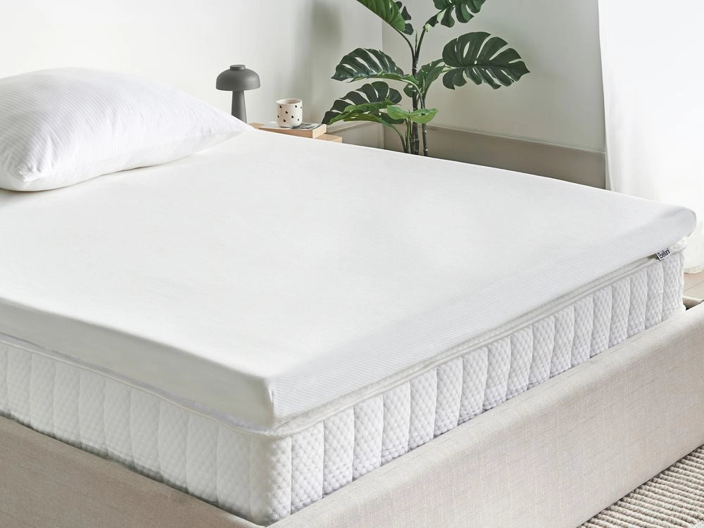 Coprimaterasso in schiuma bianco 140 x 200 cm comfort morbidezza
