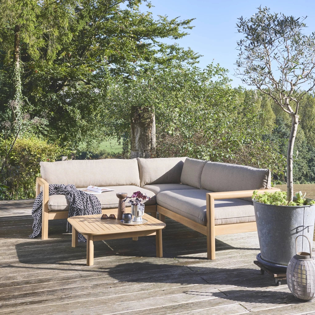 Salotto da giardino ad angolo in legno di acacia, 5 posti, beige