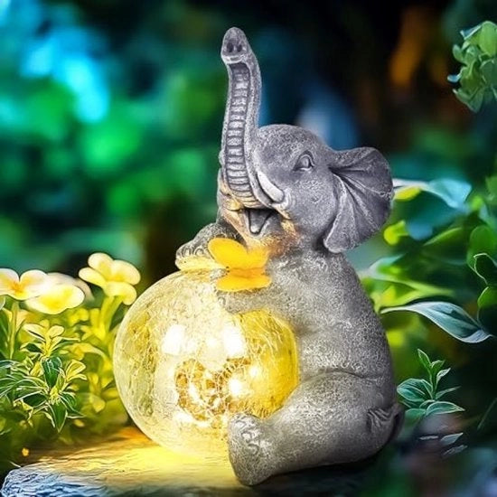 Decorazione per giardino alimentata da energia solare con sfera in vetro e design elefante