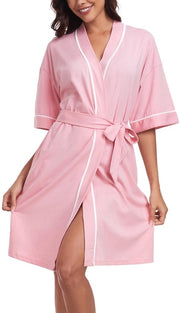 Badia da bagno femminile leggera con maniche corte, kimono sottile con tasche (rosa, S)
