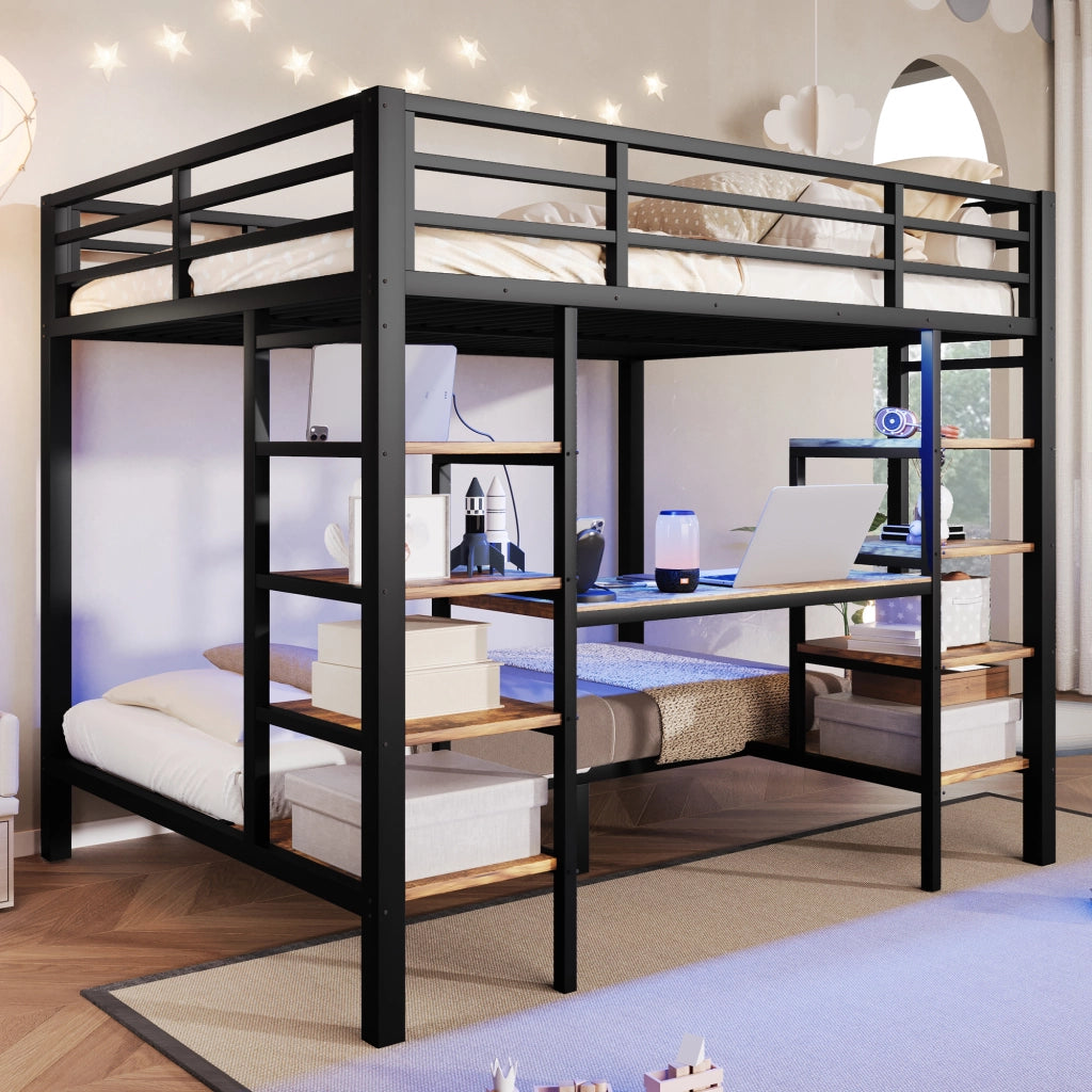 Letto a castello familiare 90x200 / 140x200 cm, 3 posti letto con ripiani portaoggetti, prese USB/Type-C/Jack e illuminazione LED, metallo nero