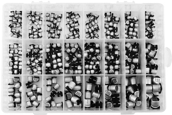 Assortimento di Condensatori - 400 Pezzi - Capacità 1uF a 1000uF - Alluminio - Valori Vari - Per Progetti Elettronici