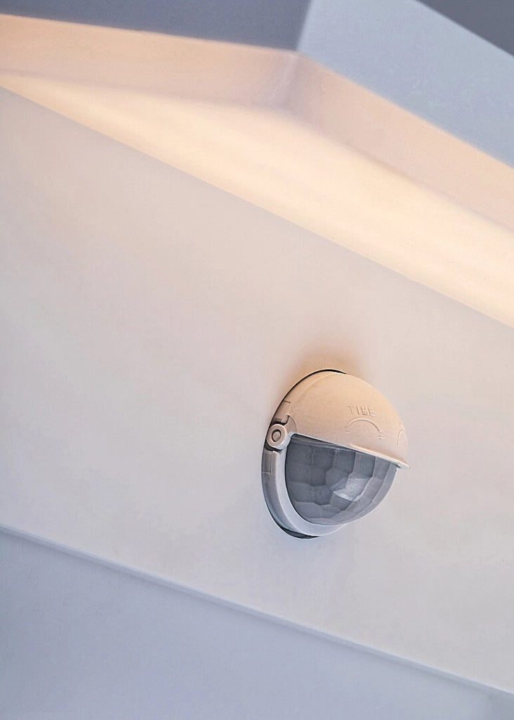 Applique esterno bianco PIR CCT LED 9W IP54 Zaragoza