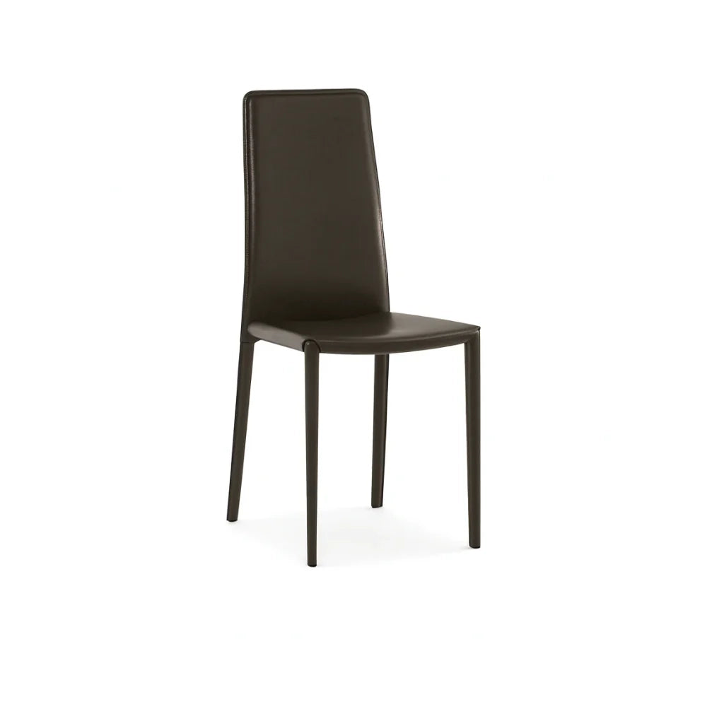 Set di 4 sedie da pranzo imbottite in similcuoio cioccolato Luma con struttura in metallo facili da pulire | Duzzle