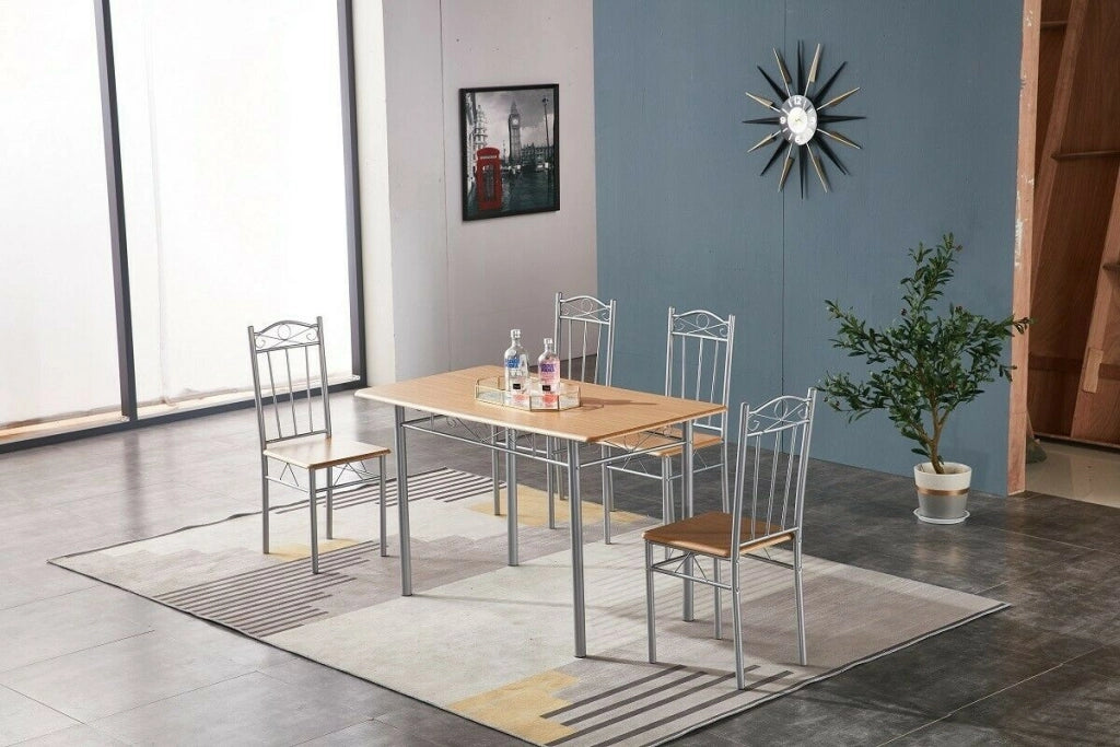 SET TAVOLO CON 4 SEDIE EFFETTO LEGNO CHIARO 120X70 Cm