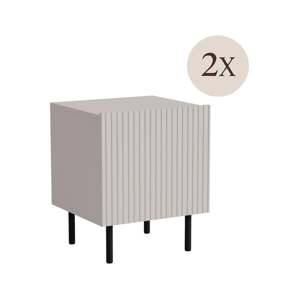 Set di 2 comodini Livraga, Comò basso con anta battente e vano interno, Finitura effetto cannettato, 45x40 h51 cm, Beige