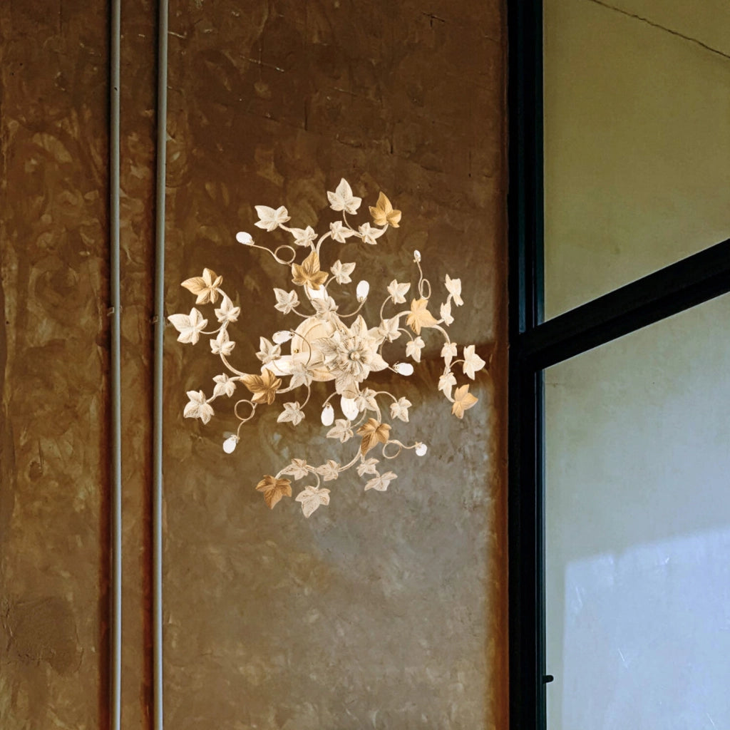 Plafoniera Shabby Edera 4 Luci Ferro Battuto Avorio Oro Con Foglie E Cristalli