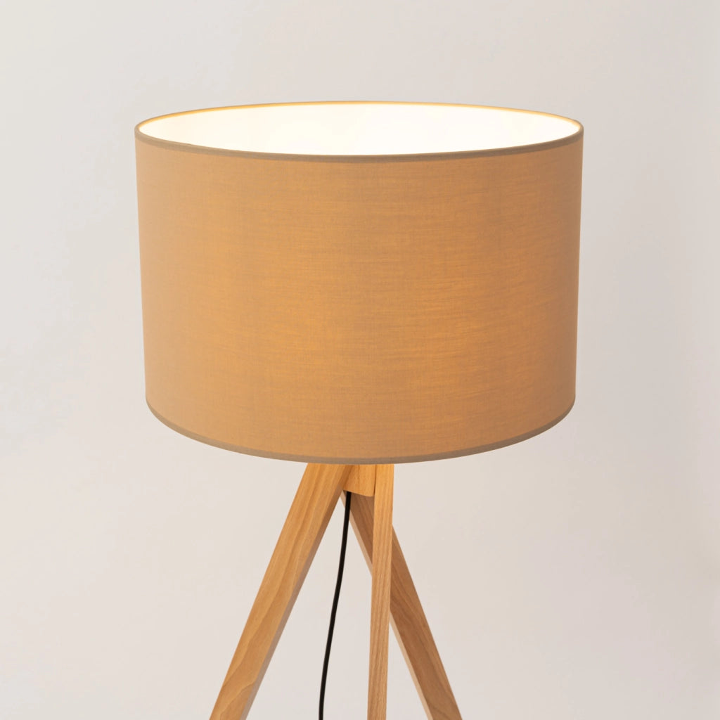 Lampada da tavolo NATT arancione spagnolo in legno naturale color tortora 40x25cm attacco E27