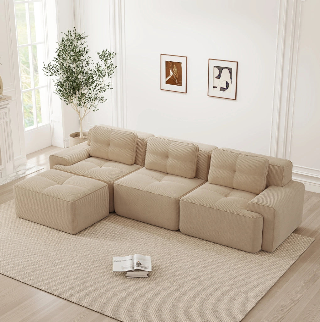 Divano modulare in velluto a coste beige; design boneless con seduta profonda e senza montaggio
