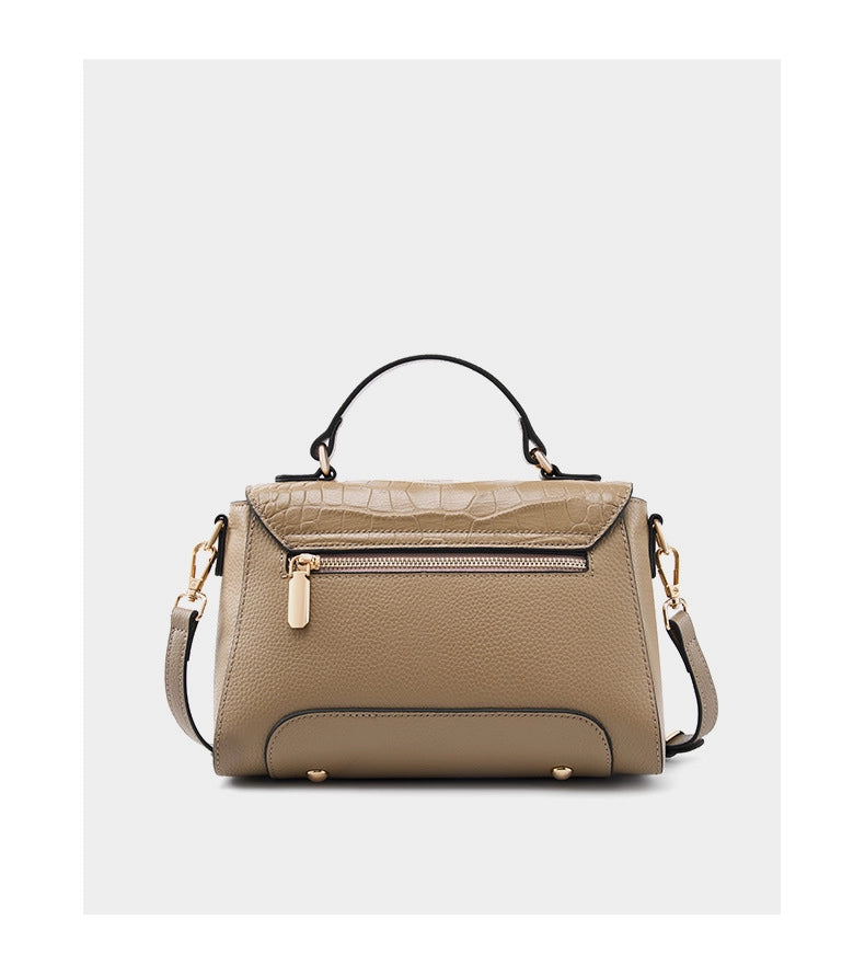 Borsa a tracolla da donna in vera pelle, colore bronzo.