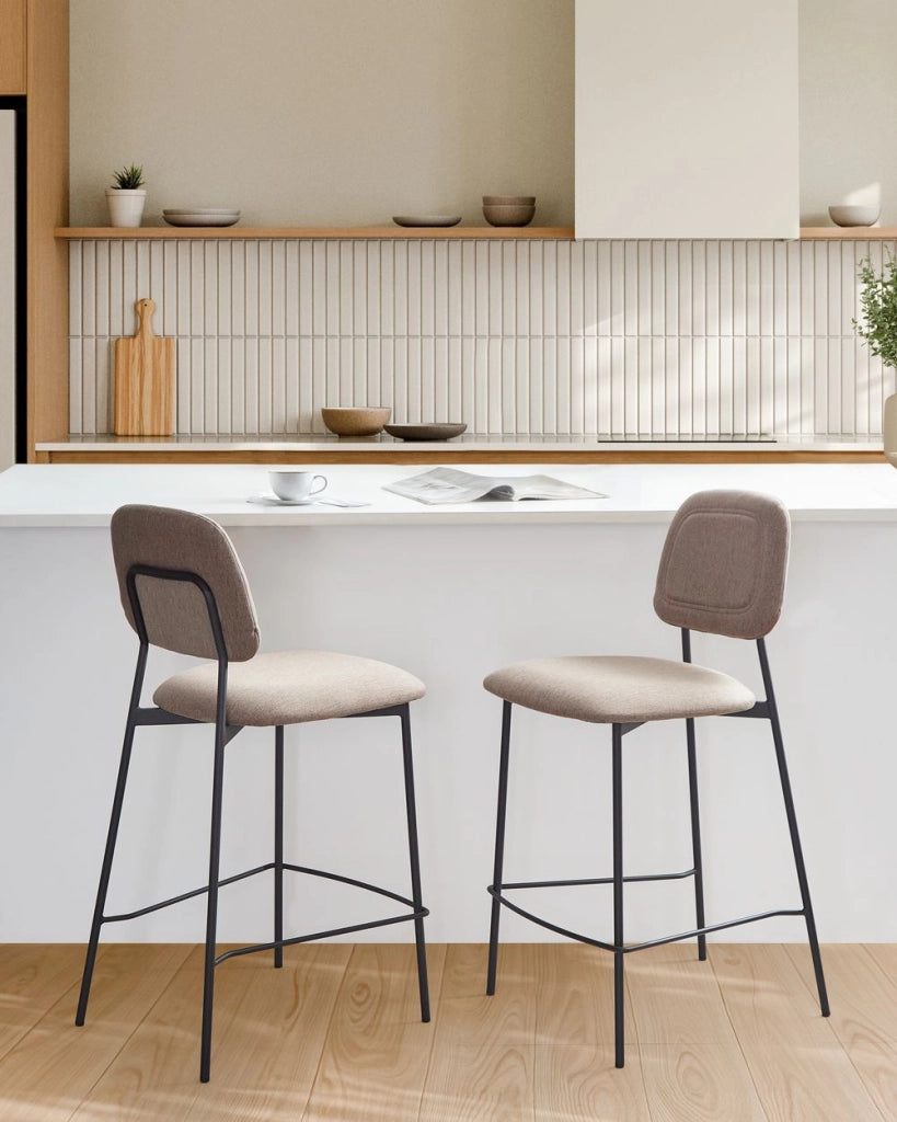 Set di sedie da bar imbottita in finto lino tortora arredi da sala da pranzo Design Glam