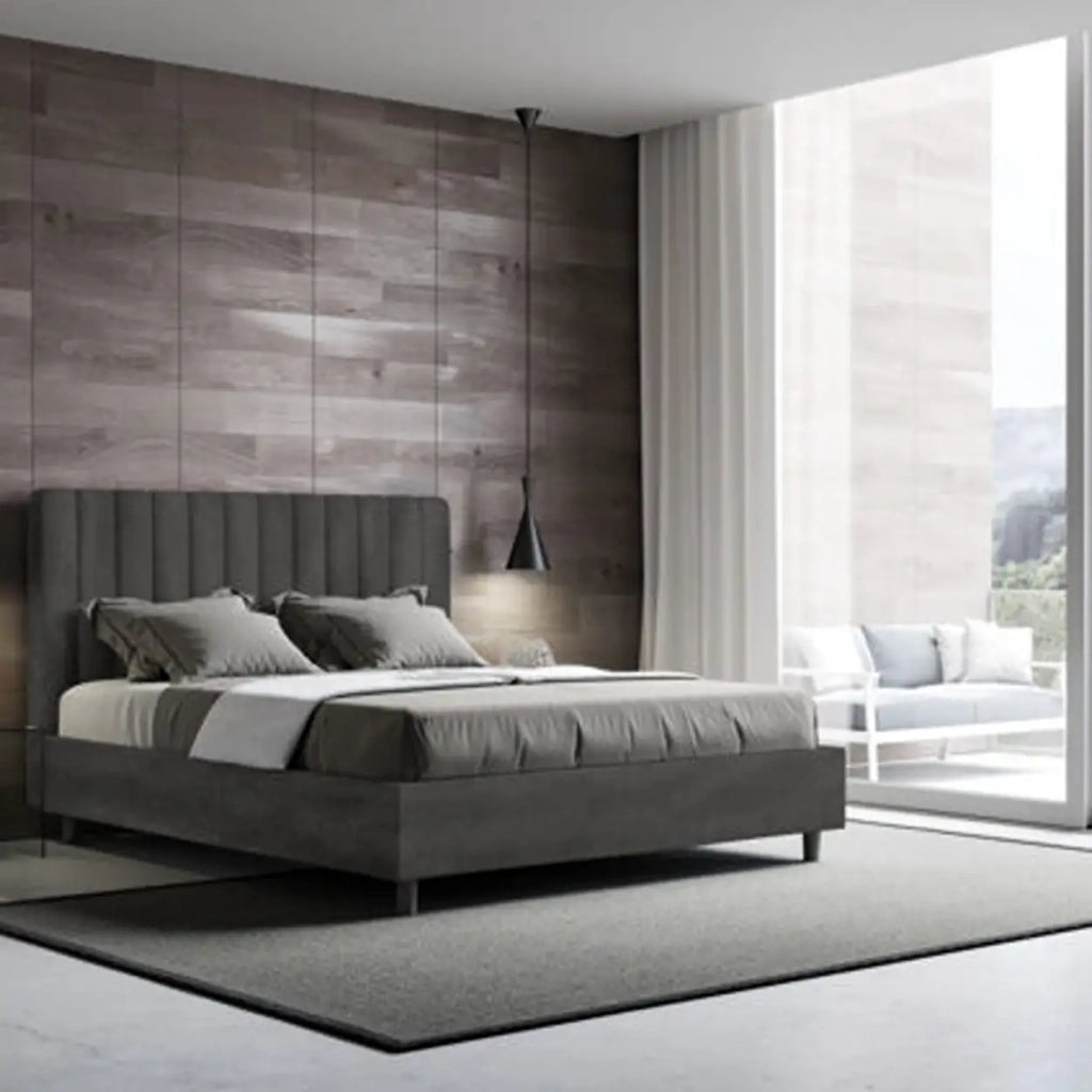 Letto matrimoniale francese senza rete imbottito 140x200 microfibra grigio Agueda