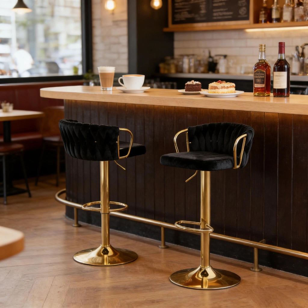 Set 2 sgabelli da bar girevoli regolabili in altezza in velluto nero con schienale e braccioli