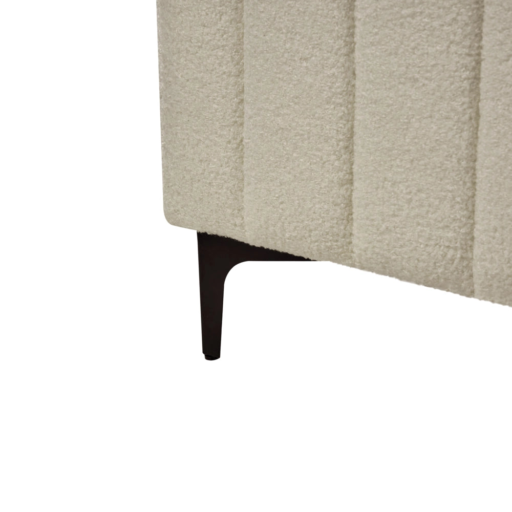 Letto in bouclé beige UE Matrimoniale 160 x 200 cm Testiera Imbottita con Gambe in metallo Design moderno
