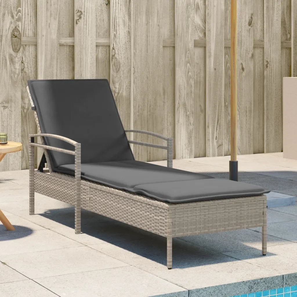 Sdraio da giardino | Lettino con Cuscino Grigio Chiaro 63x200x81 cm in Polyrattan
