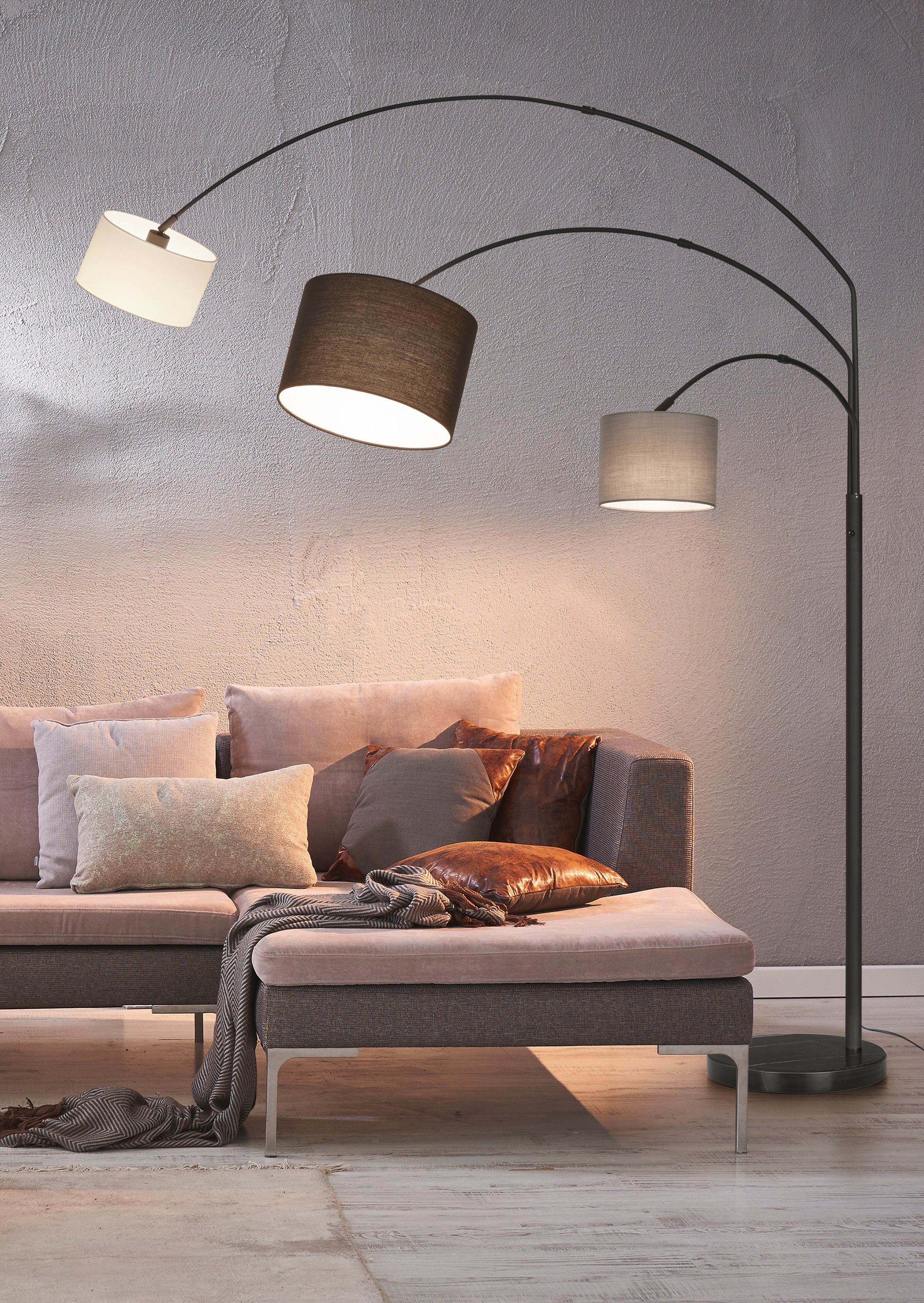 Piantana da Interno  E27 in Metallo Nero Opaco