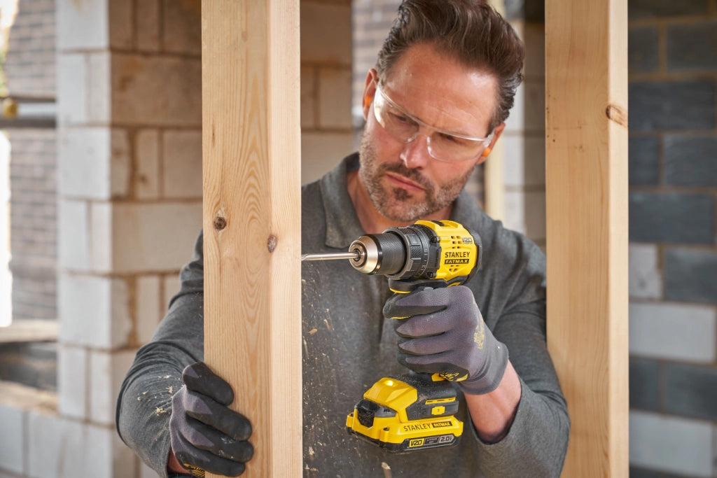 Stanley Fatmax SFMCD714D2A Avvitatore BRUSHLESS 18V +2 Batt. + Accessori