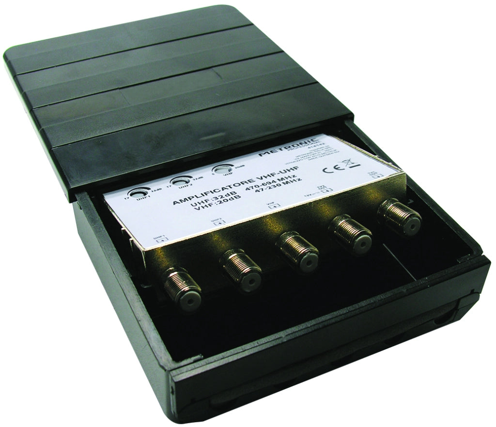 AMPLIFICATORE PER ANTENNE TV DA ESTERNO - 3 IN/ 2 OUT